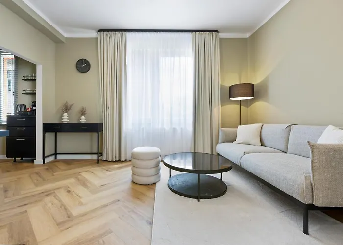 The Shine - Premium Studio-hbf-messe-buergerweide-citygate-oevb Arena * Brema