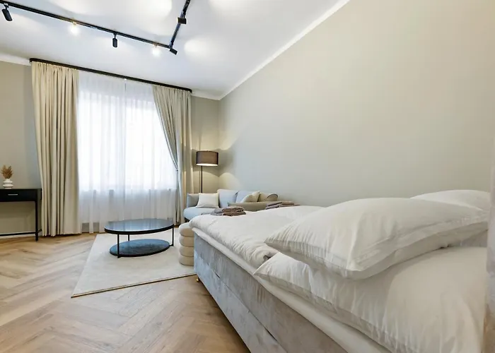 The Shine - Premium Studio-hbf-messe-buergerweide-citygate-oevb Arena *